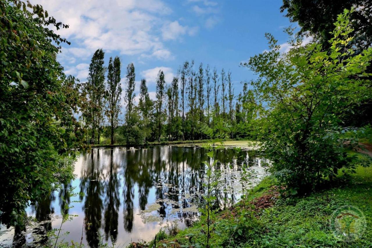 Manoir De La Droulinais Bed and Breakfast Bruz Εξωτερικό φωτογραφία